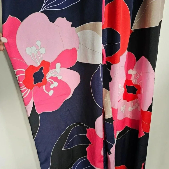 Trina Turk Women's Blue/Pink Flounce-Hem Floral V-Neck Jumpsuit 10 - Picture 5 of 8